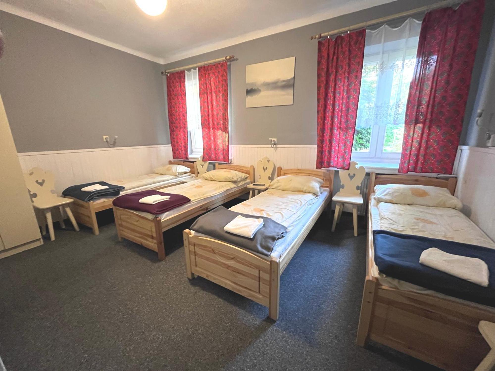 Jodelka Hotel Швета Катаржина Екстериор снимка